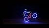 Látványos sötétben bringázás LED lámpákkal