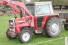 MF 560 Traktor mit Hydraulikproblem