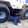 Videó: Áthajtott egy teherautó az orosz férfin