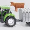 Deutz-Fahr Traktor mit Viehanhnger