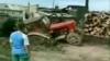 Video: Ako na zapadnut traktor