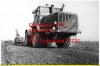Foto DDR Landwirtscha, Traktor Kirovetz K700, Fortschritt Beetpflug