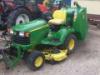 Fnyr traktor John Deere X 740