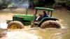 John Deere Traktor Steckt Im Fluss Fest
