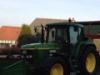 Traktor John Deere 6910